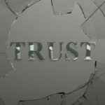 TrustCracks